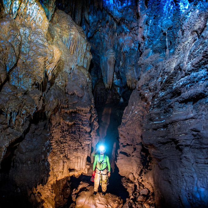 Latarka czołowa LED 5W 700lm IP55 USB-C H147 Videx