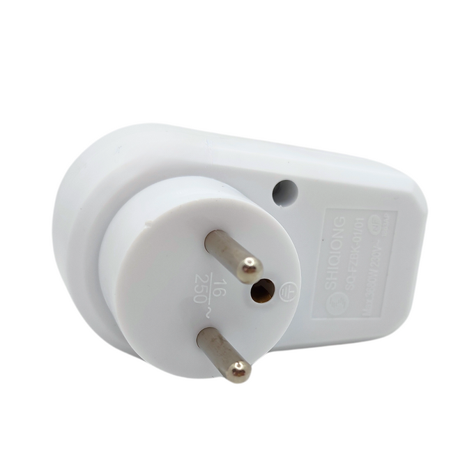 Gniazdo z wyłącznikiem 2P+Z białe W-01145 PLASTROL