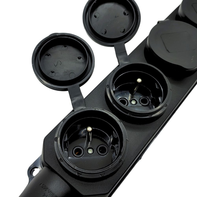 Gniazdo gumowe listwa GP-4Z IP44 16A czarne POLMARK