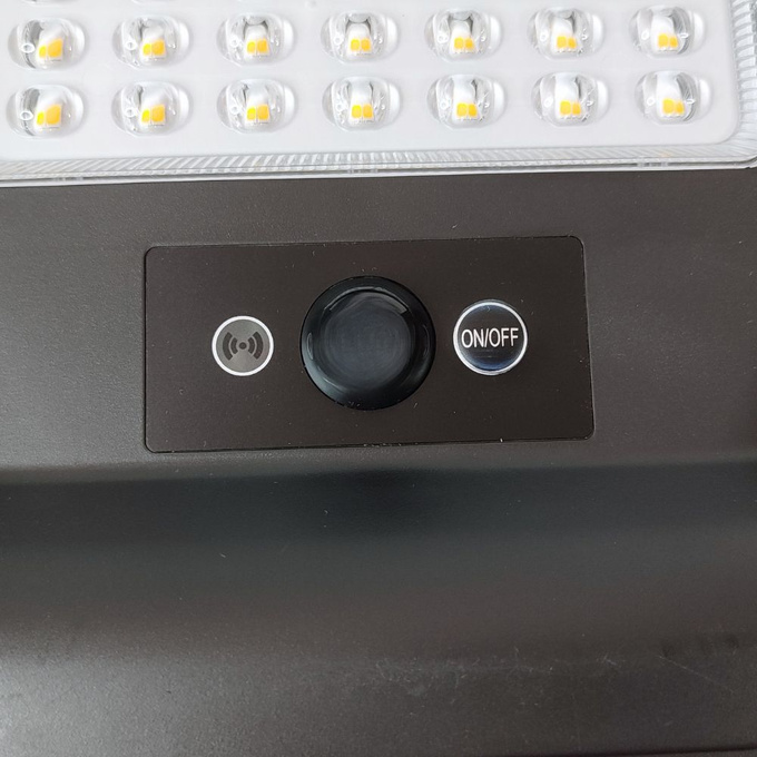 Lampa uliczna LED solarna 150W 1800LM 4000K IP65 EC20683 ECOLIGHT